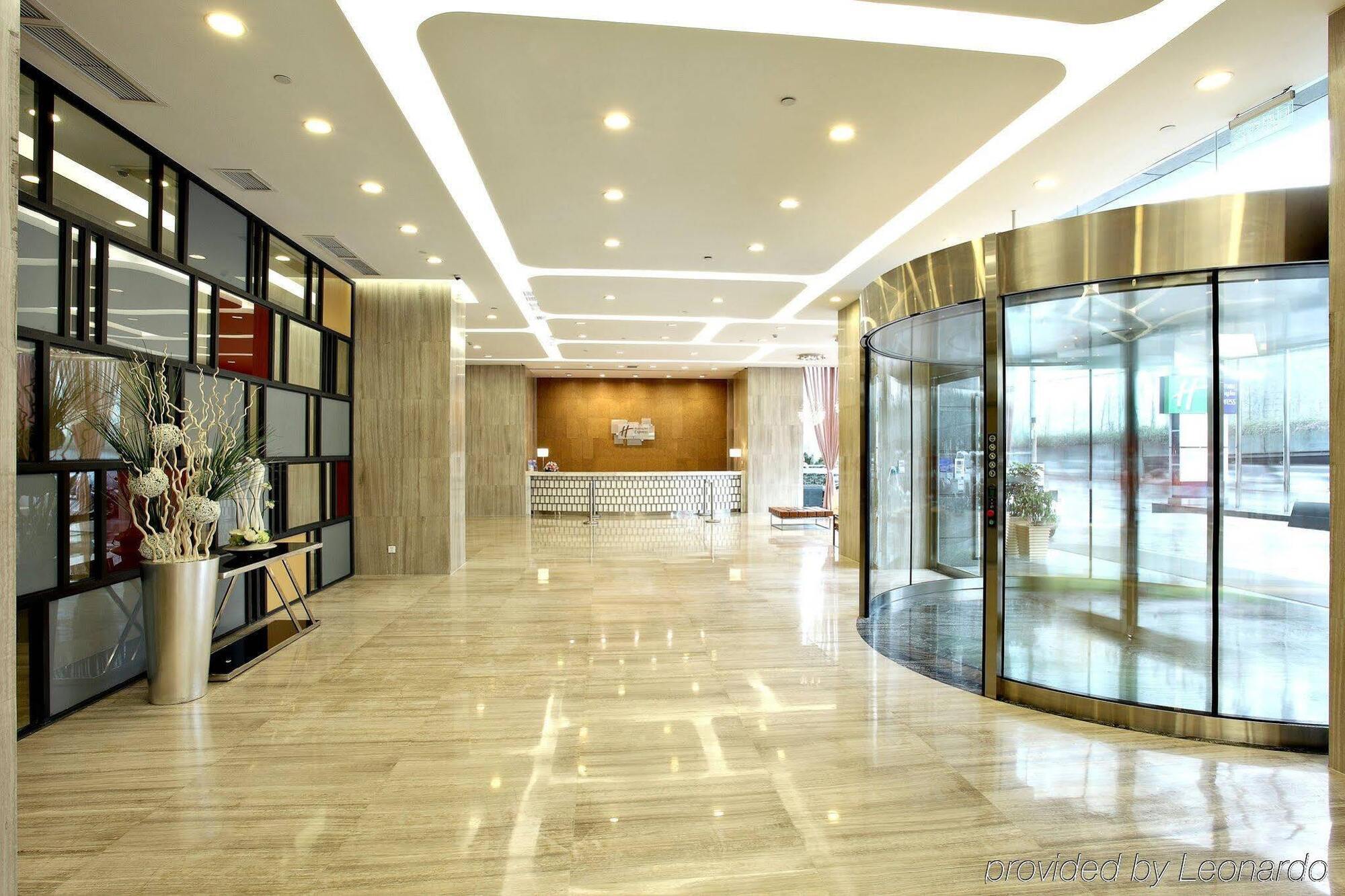 Holiday Inn Express Chengdu Wuhou By Ihg-Wuhou Temple And Jinli Exteriér fotografie